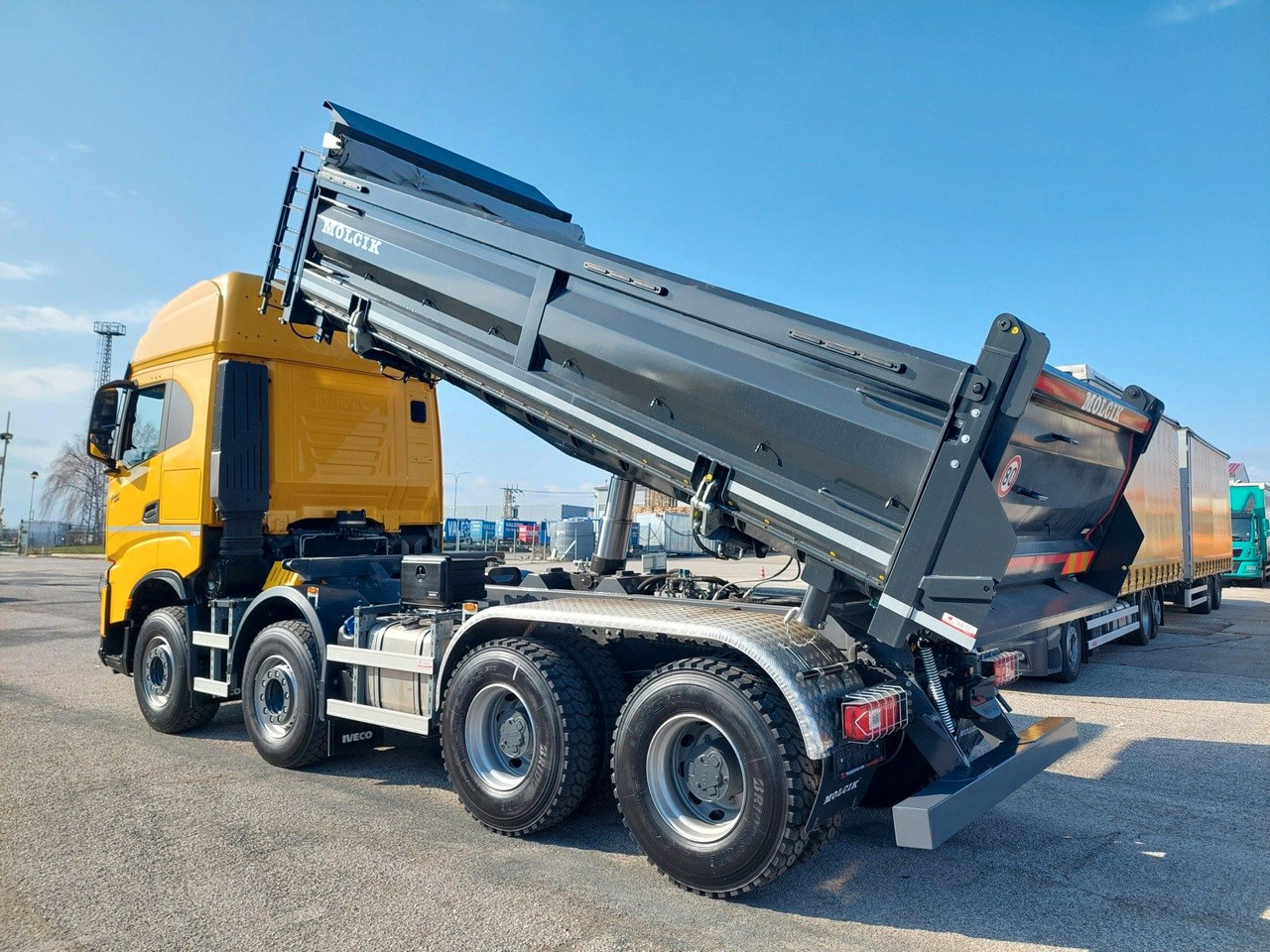 Iveco AS360X53Z Stralis X-WAY 8x4 Bordmatik - Volquete camión: foto 3 Iveco AS360X53Z Stralis X-WAY 8x4 Bordmatik - Volquete camión: foto 3