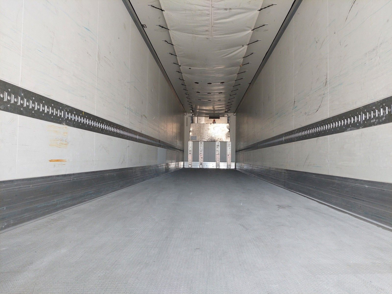 Krone SD Thermo King SLXi 300 7616 Motorstunden - Frigorífico semirremolque: foto 5 Krone SD Thermo King SLXi 300 7616 Motorstunden - Frigorífico semirremolque: foto 5