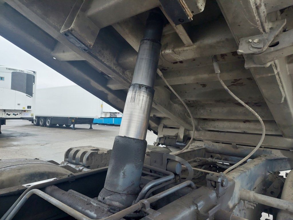 Leasing financiero de MAN TGA 26.430 BB Meiller leasing MAN TGA 26.430 BB Meiller: foto 8 Leasing financiero de MAN TGA 26.430 BB Meiller leasing MAN TGA 26.430 BB Meiller: foto 8