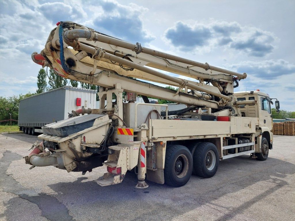 MAN TGA 33.400 6X4 BB - betonpumpa JMBH 33 m - Bomba de hormigón: foto 5 MAN TGA 33.400 6X4 BB - betonpumpa JMBH 33 m - Bomba de hormigón: foto 5