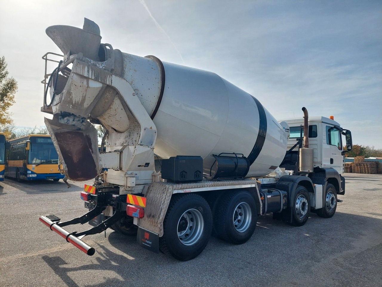 MAN TGS 32.420 BB Stetter 8x4 - Camión hormigonera: foto 4 MAN TGS 32.420 BB Stetter 8x4 - Camión hormigonera: foto 4