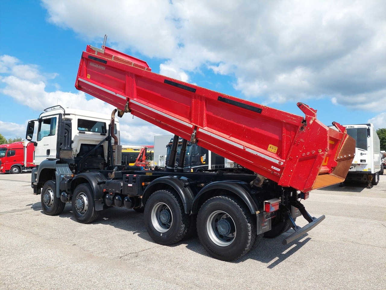 MAN TGS 35.460 BB Meiller Bordmatik 8x6 - Volquete camión: foto 3 MAN TGS 35.460 BB Meiller Bordmatik 8x6 - Volquete camión: foto 3