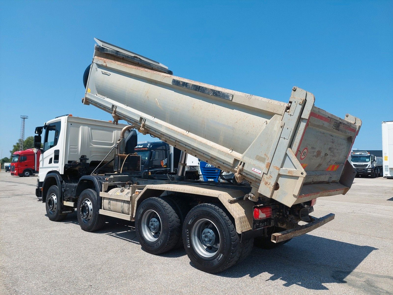 Scania G 450 B8X4HZ 8x4 Bordmatik - Volquete camión: foto 3 Scania G 450 B8X4HZ 8x4 Bordmatik - Volquete camión: foto 3