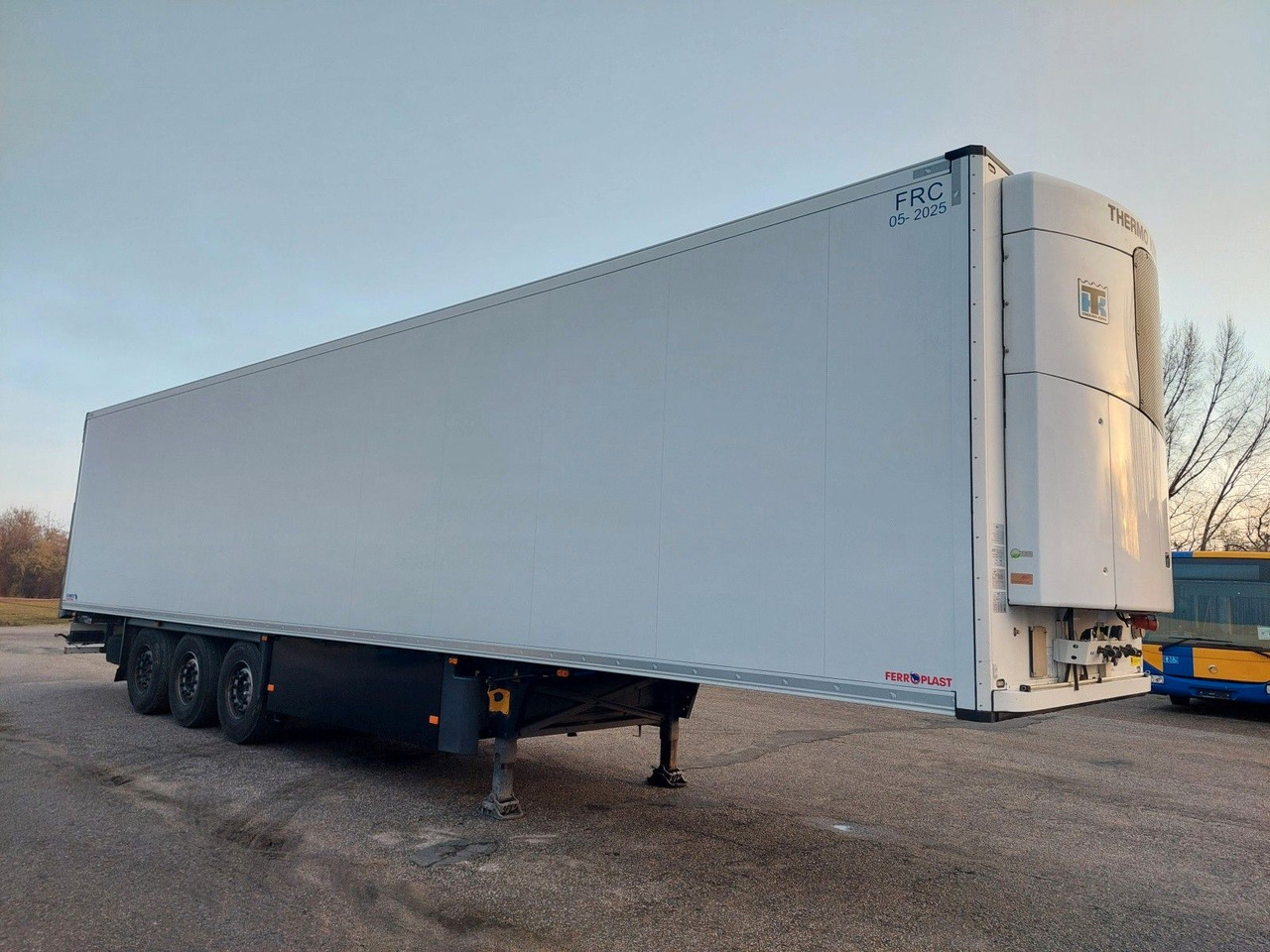Schmitz Cargobull SKO24 ThermoKing SLXi 300 - Frigorífico semirremolque: foto 2 Schmitz Cargobull SKO24 ThermoKing SLXi 300 - Frigorífico semirremolque: foto 2