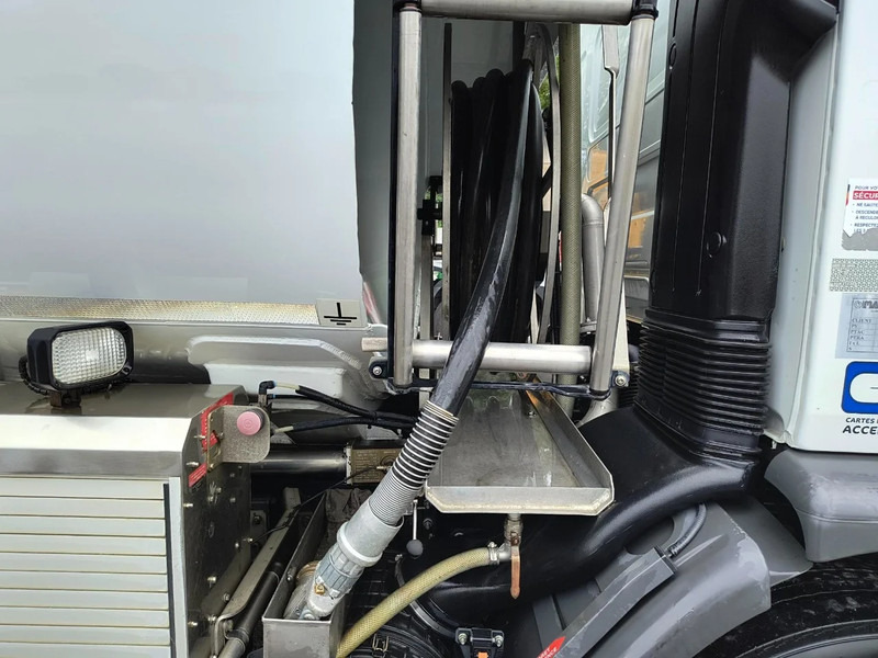 Cisterna camión para transporte de combustible Renault Premium 270 DXI FUEL | CARBURANT 13000L - 4 COMP: foto 12