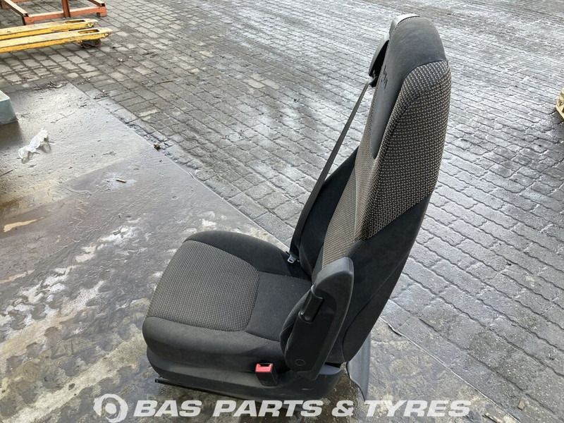DAF CF Euro 6 Bijrijdersstoel DAF 1844380 - Asiento para Camión: foto 2 DAF CF Euro 6 Bijrijdersstoel DAF 1844380 - Asiento para Camión: foto 2