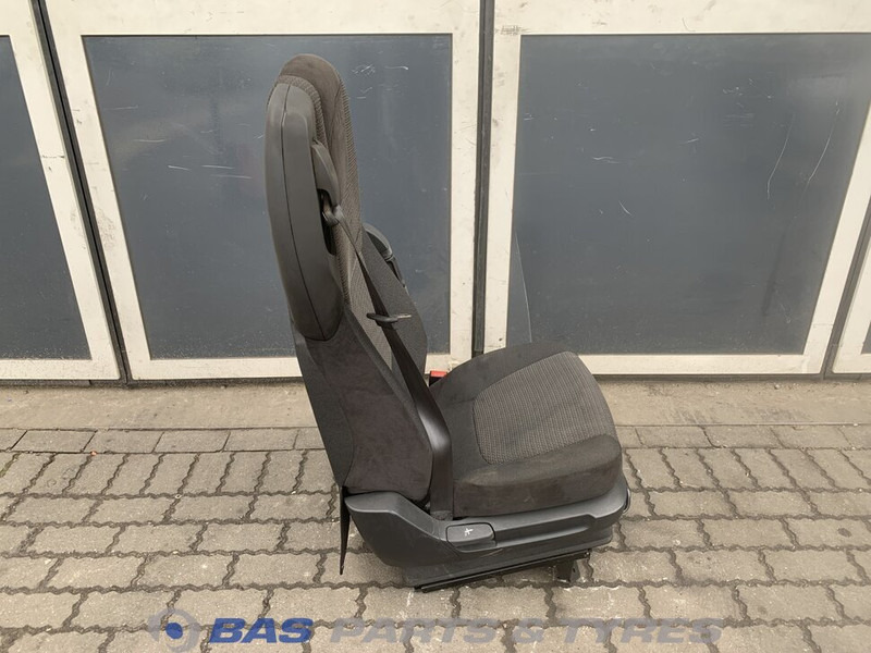 DAF CF Euro 6 Bijrijdersstoel DAF 1844380 - Asiento para Camión: foto 4 DAF CF Euro 6 Bijrijdersstoel DAF 1844380 - Asiento para Camión: foto 4