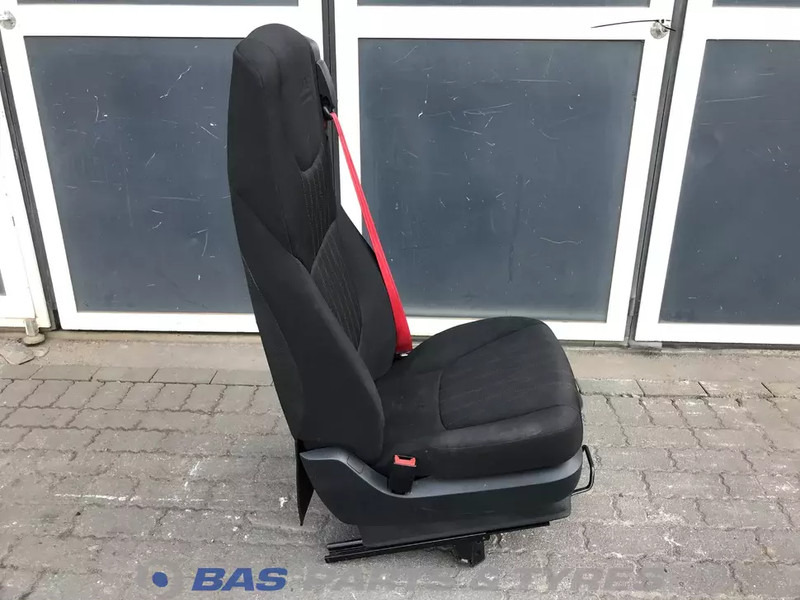 DAF CF Euro 6 Bijrijdersstoel DAF 2105730 - Asiento para Camión: foto 4 DAF CF Euro 6 Bijrijdersstoel DAF 2105730 - Asiento para Camión: foto 4