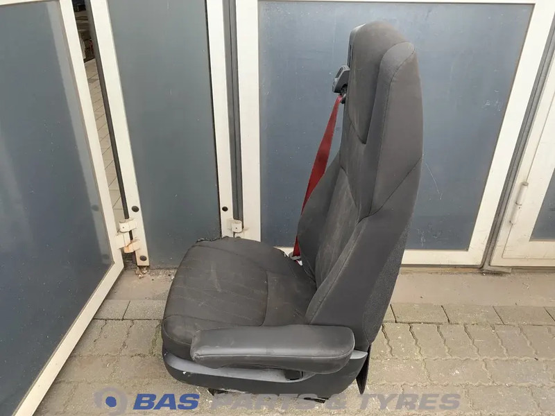 DAF CF Euro 6 Chauffeursstoel DAF 2104662 - Asiento para Camión: foto 2 DAF CF Euro 6 Chauffeursstoel DAF 2104662 - Asiento para Camión: foto 2