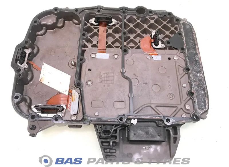DAF Versnellingsbakdeksel DAF 2134299 - Caja de cambios para Camión: foto 2 DAF Versnellingsbakdeksel DAF 2134299 - Caja de cambios para Camión: foto 2