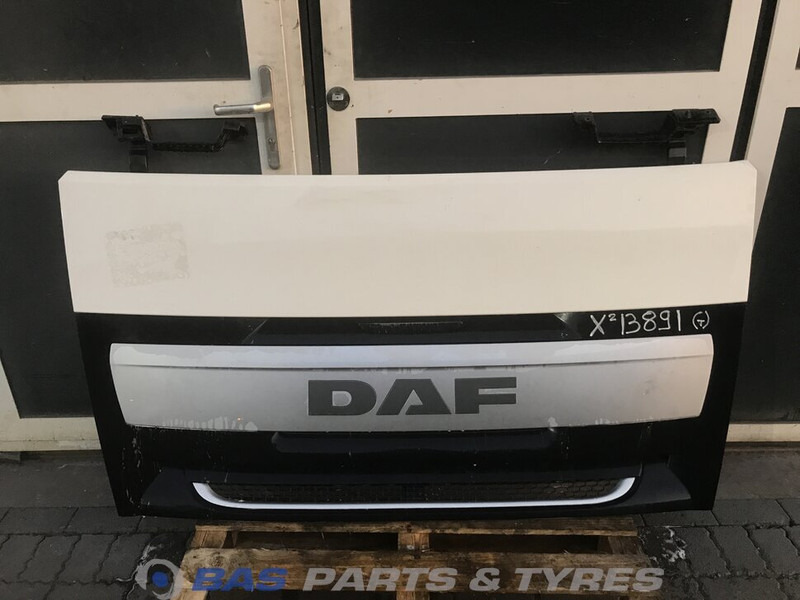 DAF XF106 Grille DAF 1892076 - Parrilla para Camión: foto 1 DAF XF106 Grille DAF 1892076 - Parrilla para Camión: foto 1