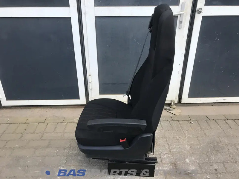 DAF XF106 - Asiento para Camión: foto 2 DAF XF106 - Asiento para Camión: foto 2