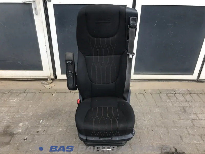 DAF XF106 - Asiento para Camión: foto 1 DAF XF106 - Asiento para Camión: foto 1