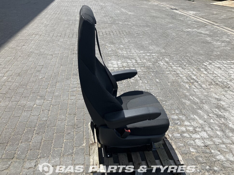 DAF XG Chauffeursstoel DAF 2296479 - Asiento para Camión: foto 3 DAF XG Chauffeursstoel DAF 2296479 - Asiento para Camión: foto 3
