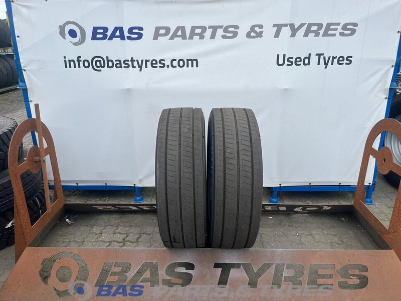 Firestone Firestone 315/70R22.5 FS424 EVO 156/150 M+S 3PMSF gebruikte set - Neumático para Camión: foto 1 Firestone Firestone 315/70R22.5 FS424 EVO 156/150 M+S 3PMSF gebruikte set - Neumático para Camión: foto 1