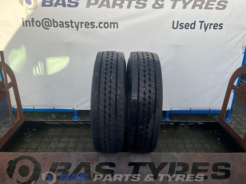 Goodyear Goodyear 295/80R22.5 KMAX S G2 154/149 M M+S 3PMSF gebruikte set - Neumático para Camión: foto 1 Goodyear Goodyear 295/80R22.5 KMAX S G2 154/149 M M+S 3PMSF gebruikte set - Neumático para Camión: foto 1