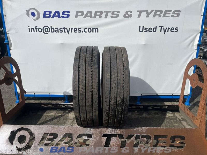 Hankook Hankook 315/80R22.5 AH51 gebruikte set - Neumático para Camión: foto 1 Hankook Hankook 315/80R22.5 AH51 gebruikte set - Neumático para Camión: foto 1