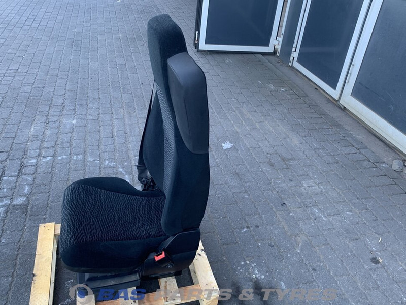 Mercedes-Benz Actros MP4 Bijrijdersstoel Mercedes A 960 910 38 03 - Asiento para Camión: foto 3 Mercedes-Benz Actros MP4 Bijrijdersstoel Mercedes A 960 910 38 03 - Asiento para Camión: foto 3