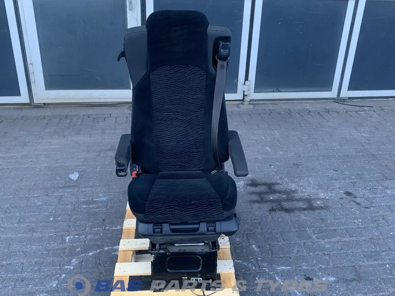 Mercedes-Benz Actros MP4 - Asiento para Camión: foto 1 Mercedes-Benz Actros MP4 - Asiento para Camión: foto 1