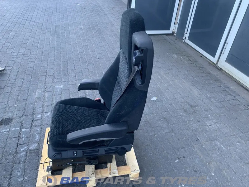 Mercedes-Benz Actros MP4 - Asiento para Camión: foto 2 Mercedes-Benz Actros MP4 - Asiento para Camión: foto 2