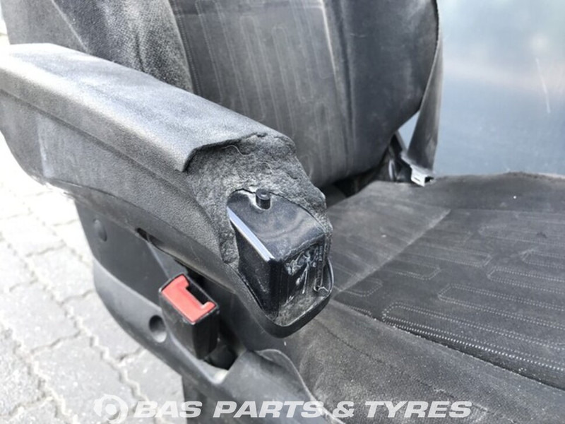 Mercedes-Benz Actros MP4 - Asiento para Camión: foto 3 Mercedes-Benz Actros MP4 - Asiento para Camión: foto 3