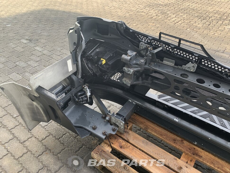 Mercedes-Benz Antos MP4 - Parachoques para Camión: foto 4 Mercedes-Benz Antos MP4 - Parachoques para Camión: foto 4