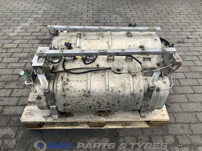 Mercedes-Benz Uitlaatdemper Mercedes A 005 490 61 12 - Silenciador para Camión: foto 1 Mercedes-Benz Uitlaatdemper Mercedes A 005 490 61 12 - Silenciador para Camión: foto 1