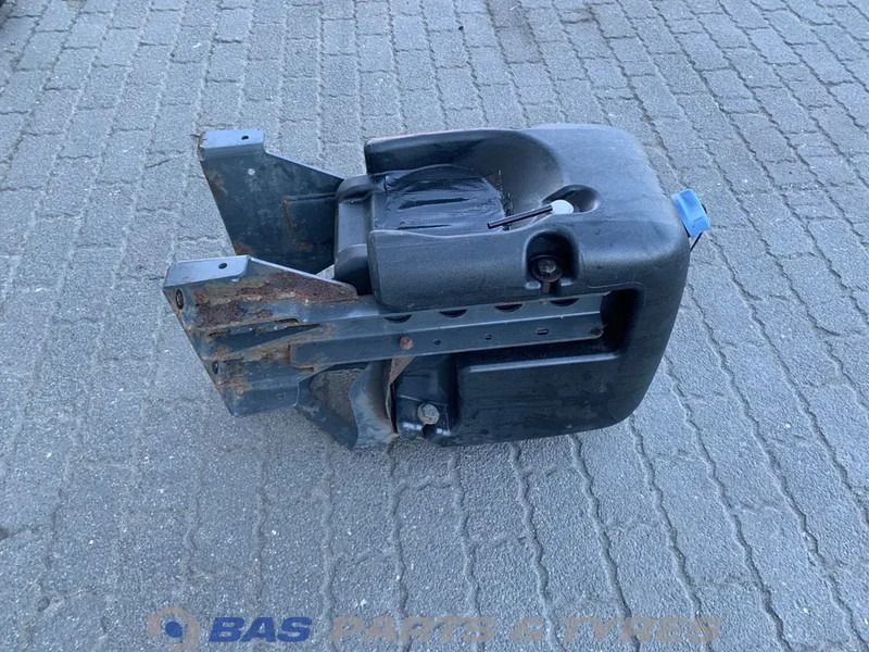 DAF DAF AdBlue tank 1707645 - Piezas de recambio para Camión: foto 4 DAF DAF AdBlue tank 1707645 - Piezas de recambio para Camión: foto 4