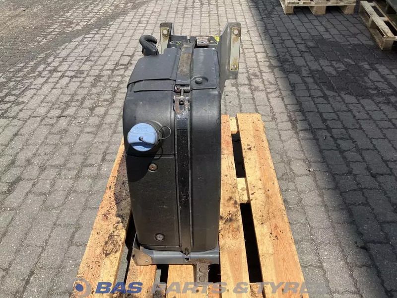 DAF DAF AdBlue tank 1928707 - Piezas de recambio para Camión: foto 1 DAF DAF AdBlue tank 1928707 - Piezas de recambio para Camión: foto 1