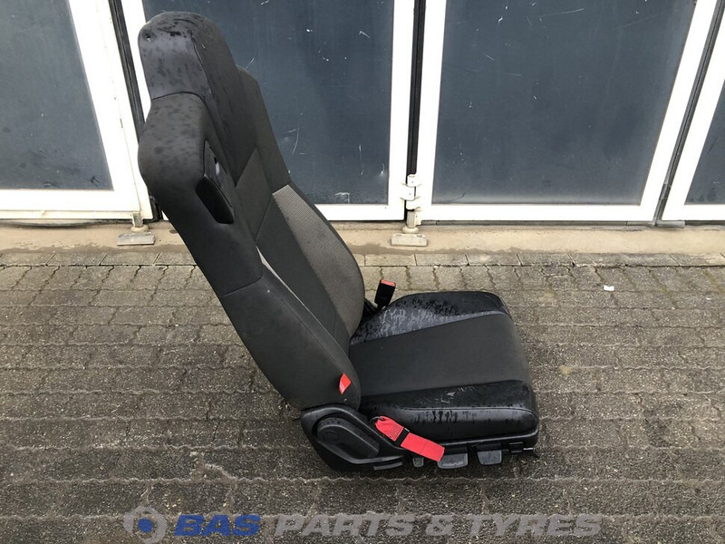 Renault D-Serie - Asiento para Camión: foto 4 Renault D-Serie - Asiento para Camión: foto 4
