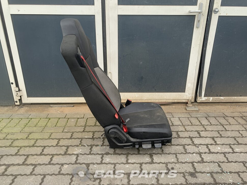 Renault D-Serie - Asiento para Camión: foto 4 Renault D-Serie - Asiento para Camión: foto 4
