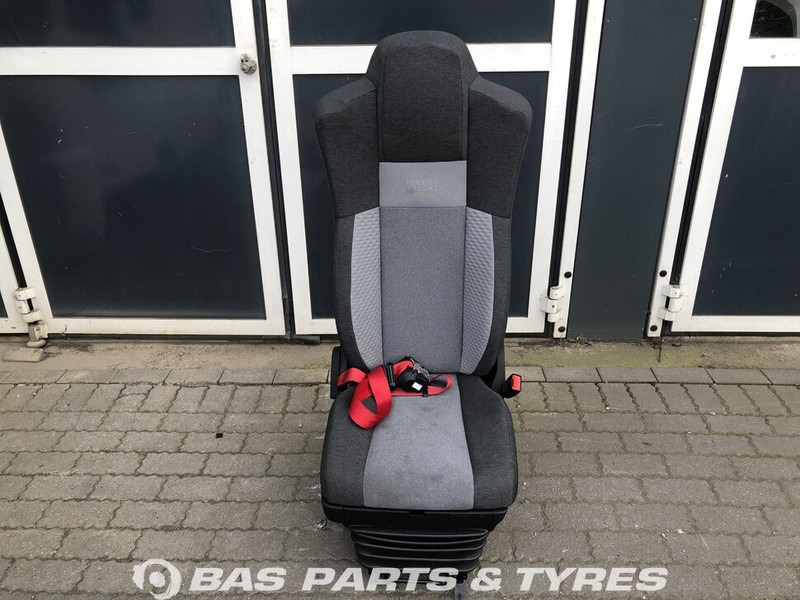 Renault D-Serie - Asiento para Camión: foto 1 Renault D-Serie - Asiento para Camión: foto 1