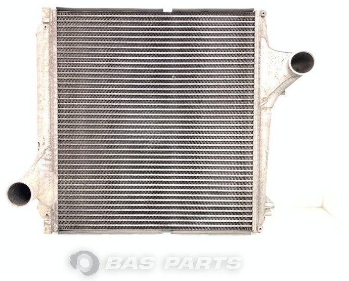 Renault Intercooler Renault 7421649613 - Intercooler para Camión: foto 1 Renault Intercooler Renault 7421649613 - Intercooler para Camión: foto 1