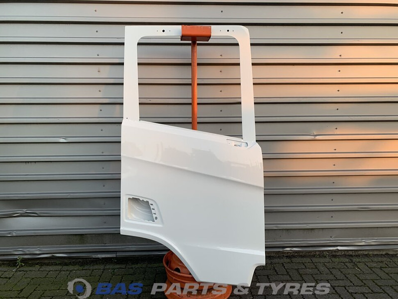 Scania R-Serie Portier Rechts Scania 2044984 - Puerta y piezas para Camión: foto 1 Scania R-Serie Portier Rechts Scania 2044984 - Puerta y piezas para Camión: foto 1