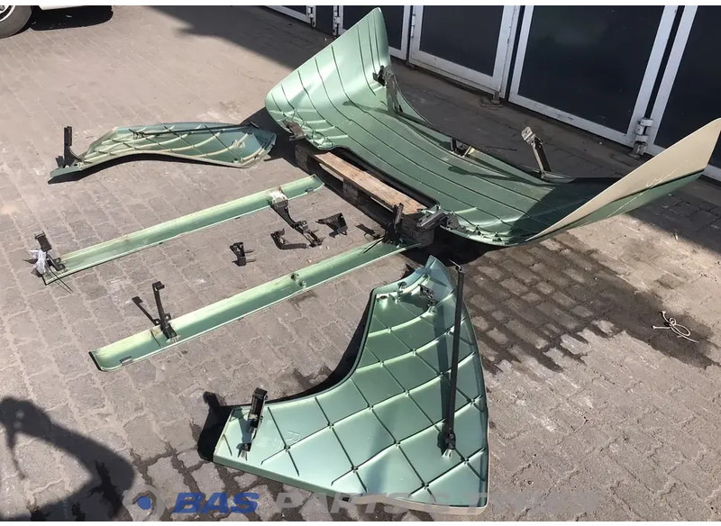 Scania R-Serie Spoilerset Scania CR-19 Highline L3H2 1757973 - Aerodinámica/ Spoiler para Camión: foto 5 Scania R-Serie Spoilerset Scania CR-19 Highline L3H2 1757973 - Aerodinámica/ Spoiler para Camión: foto 5