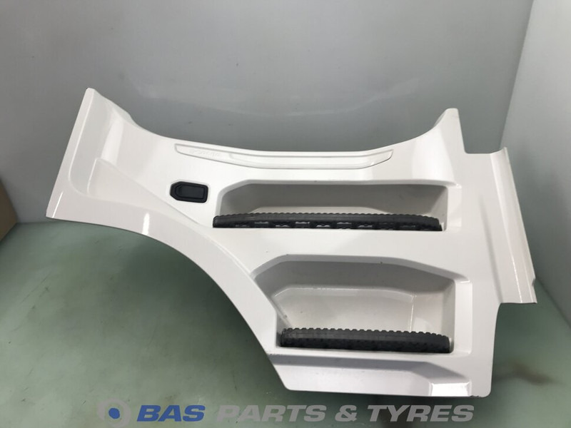 Scania S-Serie NextGen Opstap Rechts Scania 2422396 - Carrocería y exterior para Camión: foto 1 Scania S-Serie NextGen Opstap Rechts Scania 2422396 - Carrocería y exterior para Camión: foto 1