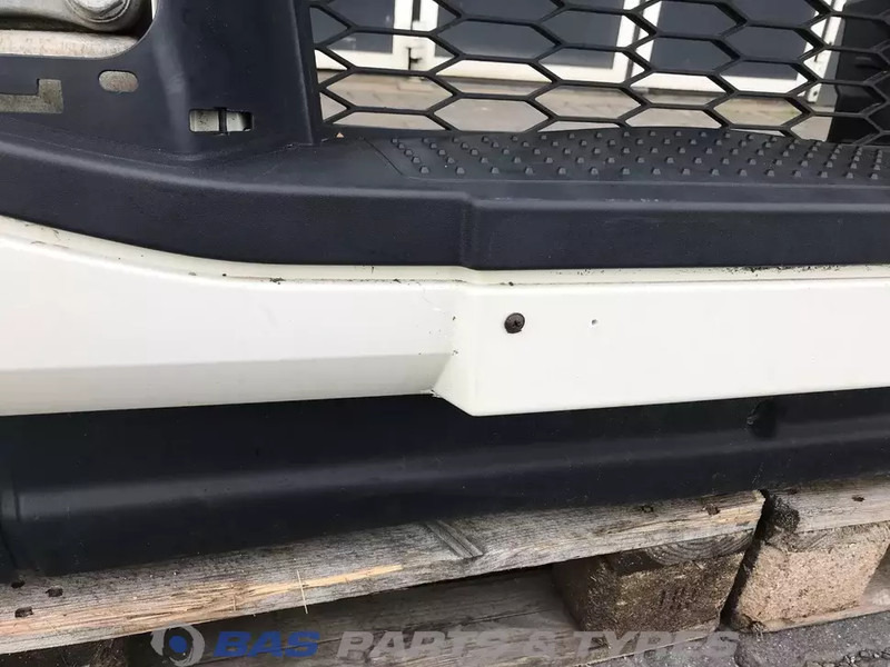 Parachoques para Camión Volvo FE Euro 6 Bumper Volvo 82543887: foto 10 Parachoques para Camión Volvo FE Euro 6 Bumper Volvo 82543887: foto 10