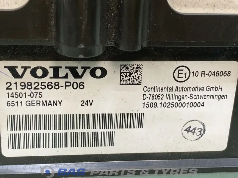 Volvo FH4 Instrumentenpaneel Volvo 21589170 - Salpicadero para Camión: foto 4 Volvo FH4 Instrumentenpaneel Volvo 21589170 - Salpicadero para Camión: foto 4