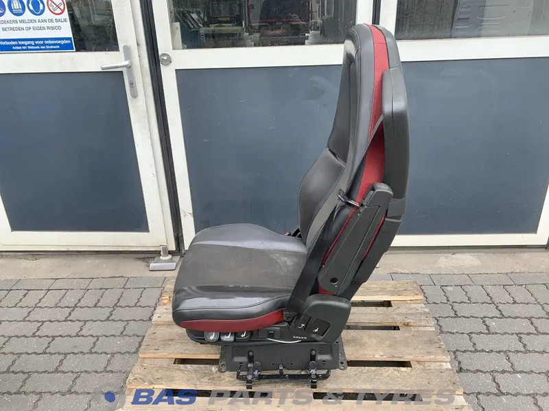 Volvo FH4 - Asiento para Camión: foto 2 Volvo FH4 - Asiento para Camión: foto 2