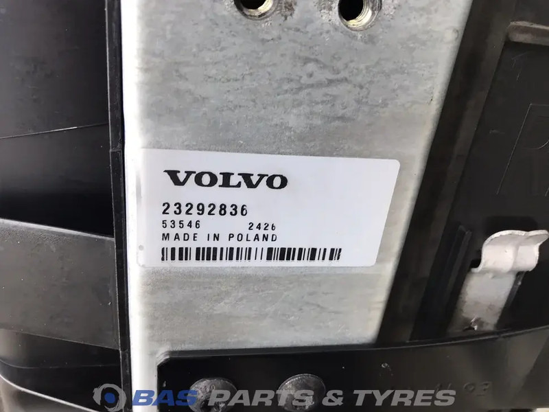Volvo FH4 - Radiador para Camión: foto 3 Volvo FH4 - Radiador para Camión: foto 3