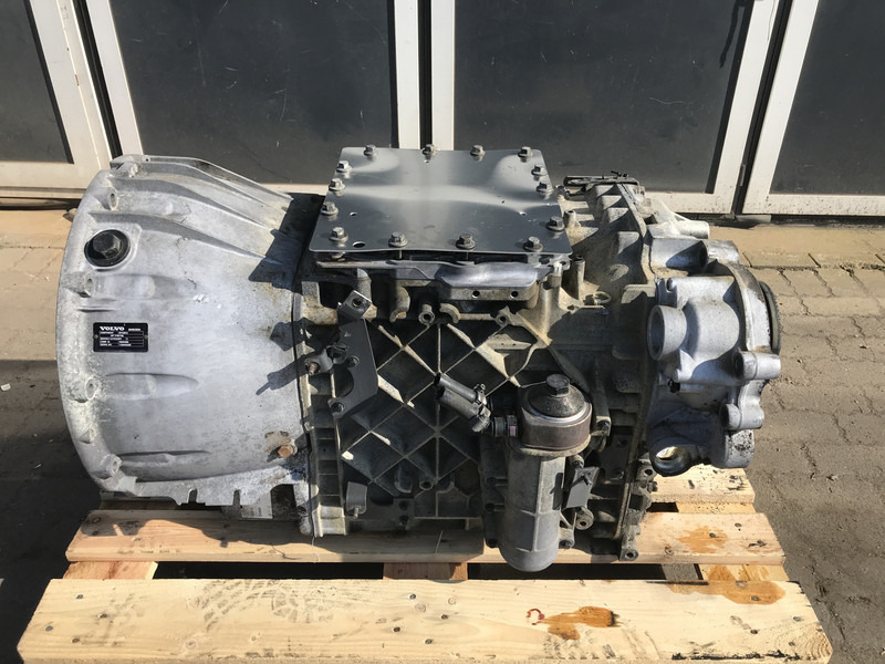 Volvo FH4 Volvo SPO2812 I-Shift Dual Clutch Versnellingsbak 21188041 - Caja de cambios para Camión: foto 1 Volvo FH4 Volvo SPO2812 I-Shift Dual Clutch Versnellingsbak 21188041 - Caja de cambios para Camión: foto 1