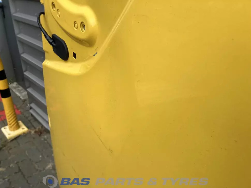 Volvo FH4B - Puerta y piezas para Camión: foto 4 Volvo FH4B - Puerta y piezas para Camión: foto 4