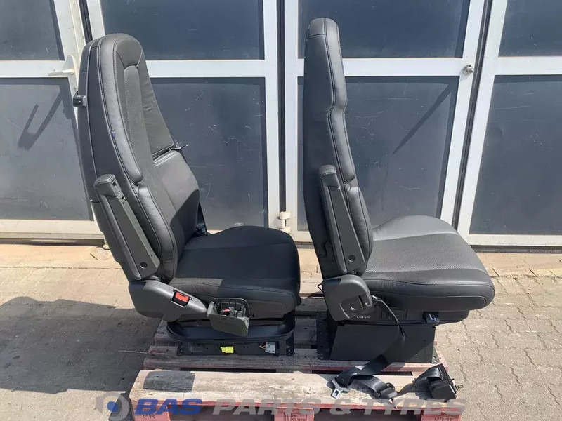 Volvo FH4B - Asiento para Camión: foto 4 Volvo FH4B - Asiento para Camión: foto 4