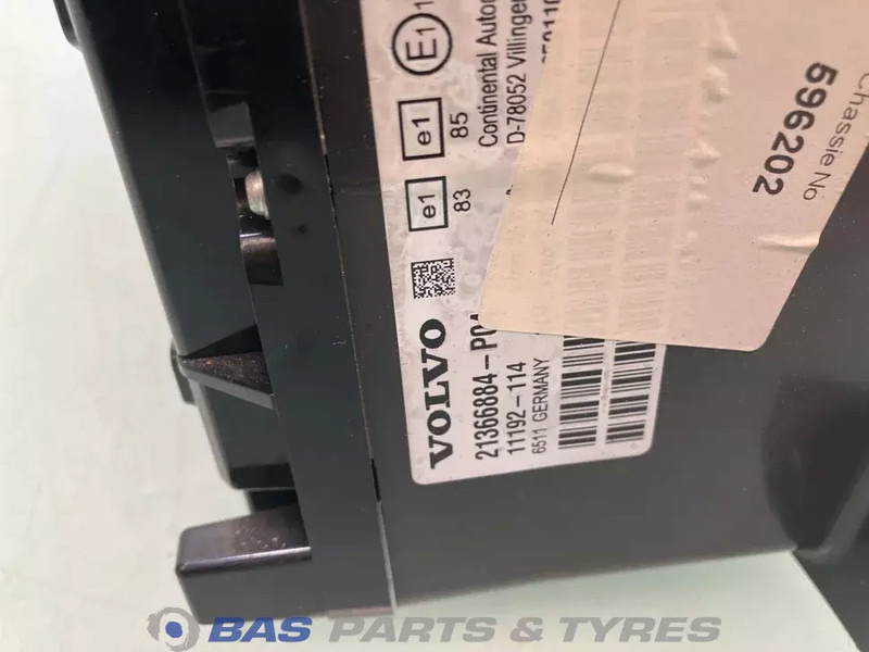 Volvo FM3 - Salpicadero para Camión: foto 3 Volvo FM3 - Salpicadero para Camión: foto 3