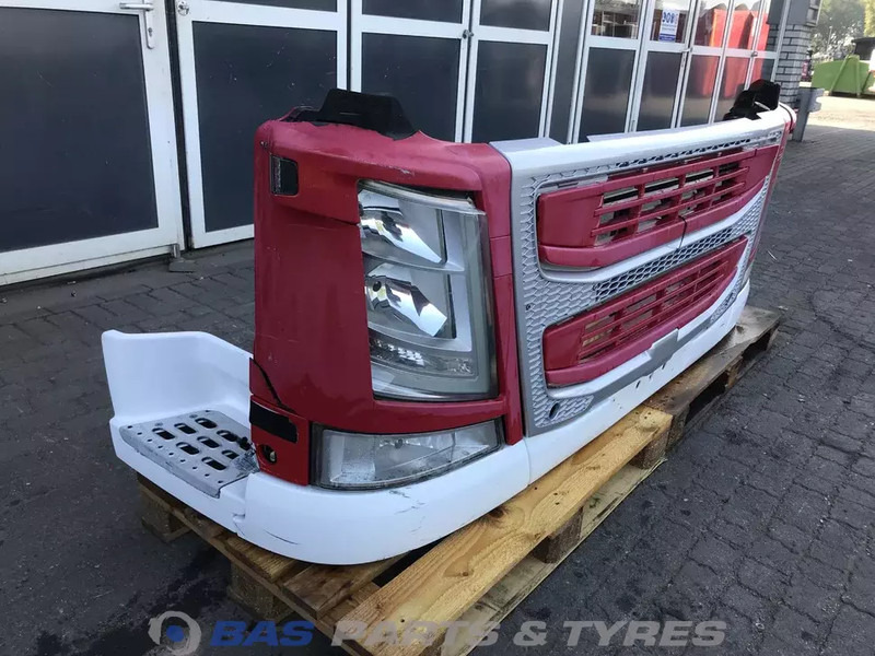 Volvo FM4 Bumper Volvo 21221129 - Parachoques para Camión: foto 3 Volvo FM4 Bumper Volvo 21221129 - Parachoques para Camión: foto 3