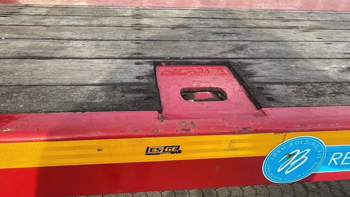 HRD SPTM3N - Semirremolque plataforma/ Caja abierta: foto 3 HRD SPTM3N - Semirremolque plataforma/ Caja abierta: foto 3