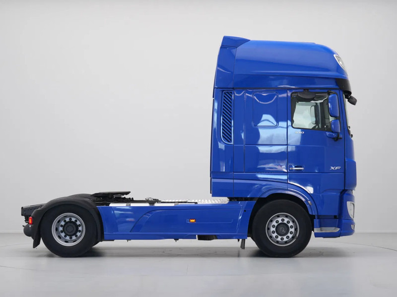DAF XF 530 FT, Manual Gearbox, Retarder, StandAirco - Cabeza tractora: foto 5 DAF XF 530 FT, Manual Gearbox, Retarder, StandAirco - Cabeza tractora: foto 5