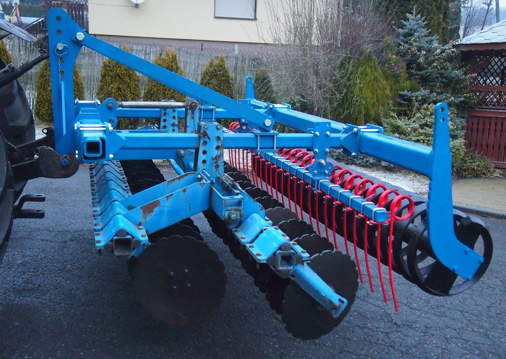 Brona talerzowa Rabe Werk RABE WERK Fielo biro 3000 2006 Brona talerzowa RABE - Rastras: foto 4 Brona talerzowa Rabe Werk RABE WERK Fielo biro 3000 2006 Brona talerzowa RABE - Rastras: foto 4