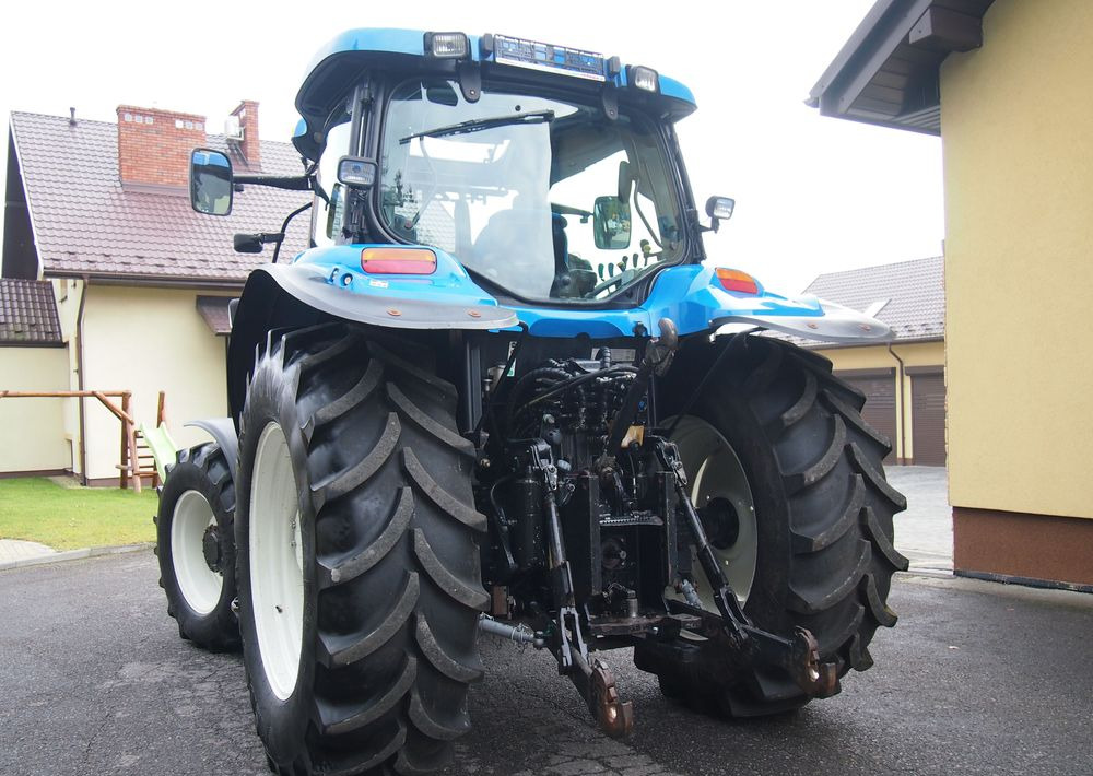 Tractor Ciągnik New Holland NH TS125A 6 cylindrów 2004 Ciągnik rolniczy New Holland TS125A: foto 11