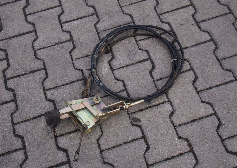 Części do Ciągnika Massey Ferguson MF 3000, 6000 Dźwignie i linki do WOM MF 3000 - Transmisión para Maquinaria agrícola: foto 2 Części do Ciągnika Massey Ferguson MF 3000, 6000 Dźwignie i linki do WOM MF 3000 - Transmisión para Maquinaria agrícola: foto 2